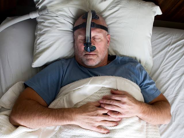 sleeping with an sleep apnea device